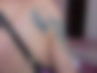 Luna's Live Sex Cam Show