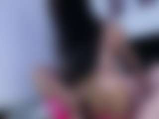 Live cam show with Estefy-gomez09 - Spread on CSO-WL