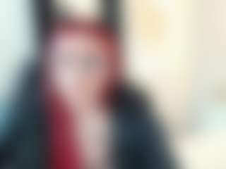 Live cam show with Lilith-NoirF - Green Eyes on TeamSkeetLive