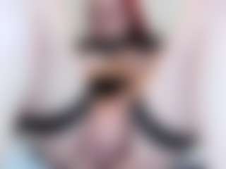 Live cam show with Lilith-NoirF - Green Eyes on CamwithHer