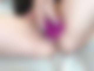 Live cam show with Lilith-NoirF - Upskirt on SquirtSoMuch