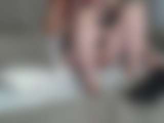 Live cam show with Lilith-NoirF - Upskirt on Uber Horny