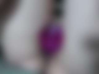 Live cam show with Lilith-NoirF - Green Eyes on Mixed Magazine Live