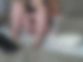 Live cam show with Lilith-NoirF - Upskirt on Camsoda