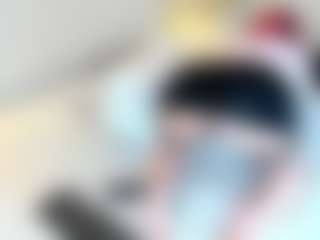 Live cam show with Lilith-NoirF - Red Hair on xplaylive.com