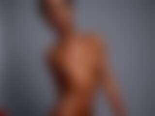 Celineee's Live Sex Cam Show