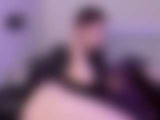 kiratenebris's Live Sex Cam Show