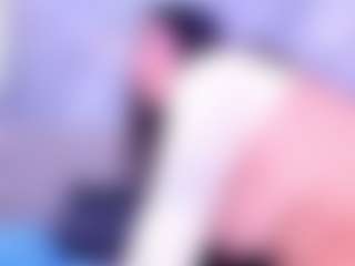 Live cam show with MelissaBloomm - Ride Torso on Camsoda