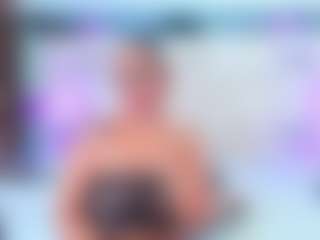 QUEENASS's Live Sex Cam Show