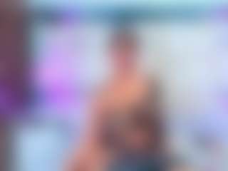 QUEENASS's Live Sex Cam Show