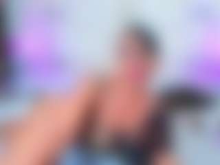 QUEENASS's Live Sex Cam Show