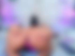 QUEENASS's Live Sex Cam Show