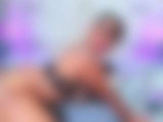 QUEENASS's Live Sex Cam Show