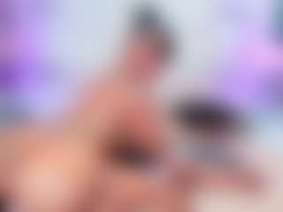 QUEENASS's Live Sex Cam Show