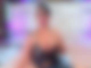 Live cam show with QUEENASS - Black Middle Aged on SquirtSoMuch