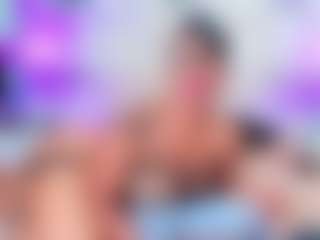 QUEENASS's Live Sex Cam Show