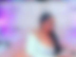 Live cam show with QUEENASS - Black MILF on livesuperchat.net