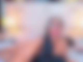 Live cam show with QUEENASS - Ebony MILF on Camsoda | colombia