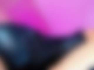 Live cam show with Ana-Paulet - Black Hair on StripNow