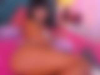 Live cam show with Daniela-Keller - Small Tits on LiveSexCams6