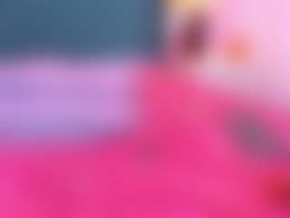 Live cam show with Daniela-Keller - Black Hair on CamSextacy