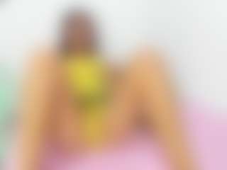 Live cam show with Olivia-Stevens - Facial Piercings on Uber Horny