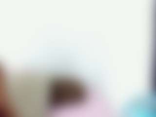 Live cam show with Olivia-Stevens - Kisses on SquirtSoMuch