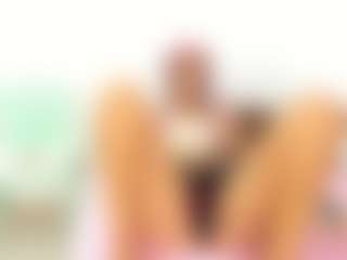 Live cam show with Olivia-Stevens - Big Nipples on AdultVida.com