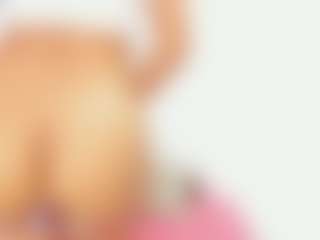 Live cam show with Olivia-Stevens - Kisses on livesuperchat.net