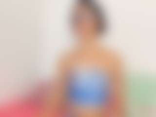 Live cam show with Olivia-Stevens - Fucking on Strip Flash - Live Sex Shows
