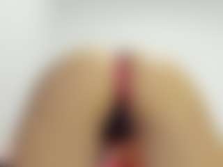 Live cam show with Olivia-Stevens - Fucking on CamClone