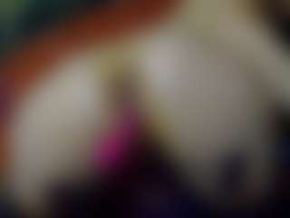 SelenSummer's Live Sex Cam Show