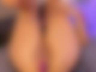 Emy Cross's Live Sex Cam Show