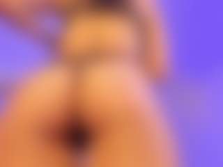 Emy Cross's Live Sex Cam Show