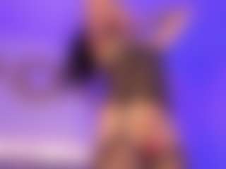 Live cam show with Emy Cross - Anal on Camsoda