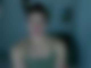 LiisaRay's Live Sex Cam Show
