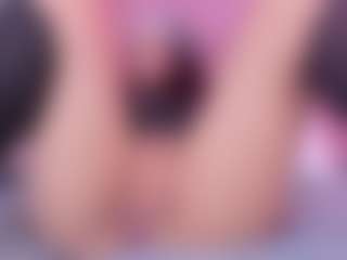 Live cam show with Lily Roxi - Tease BBW on Gym Cam Girls
