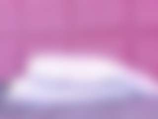 Live cam show with Lily Roxi - Tease Brown Hair on Gym Cam Girls