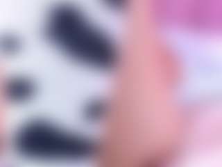 Live cam show with Lily Roxi - Curvy Toys on WildCum