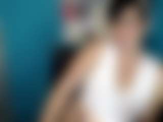 Live cam show with Sunny-Rayz - MILF on AdultVida.com