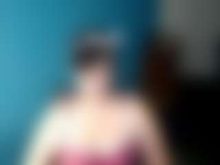 Live cam show with Sunny-Rayz - Role Play MILF on TottyGirls
