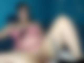 Live cam show with Sunny-Rayz - Red Hair MILF on xxxlivecams.org