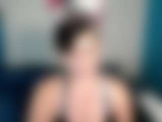 Live cam show with Sunny-Rayz - Hairy Pussy Red Hair on makecum.org