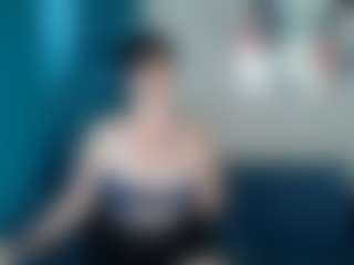 Sunny-Rayz MILF webcam performer live streaming