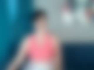 Live cam show with Sunny-Rayz - Average on Camming Site