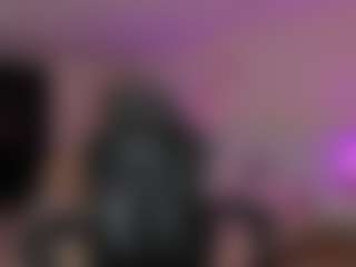 Live cam show with charolbruce - Dirty Talk on sexylive.show