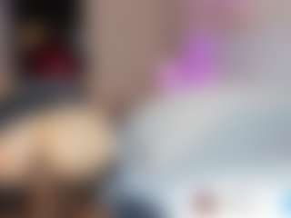 Live cam show with charolbruce - Orgasm on fapnchat