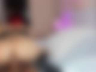Live cam show with charolbruce - Small Tits on Milfs Live