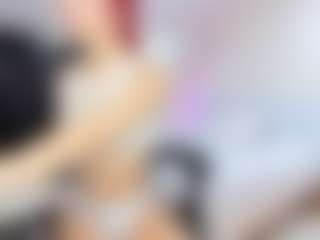 charolbruce's Live Sex Cam Show