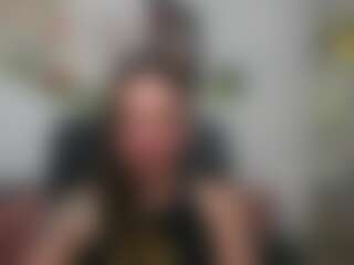 kellytheaimee's Live Sex Cam Show